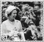 The Queens Diamond Jubilee 87p Stamp (2012) Silver Jubilee Walkabout 1977